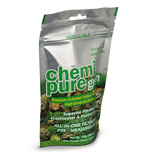 Chemi-Pure Green Nano 5 Pack: eau cristalline favorisant une meilleure pénétration lumineuse.