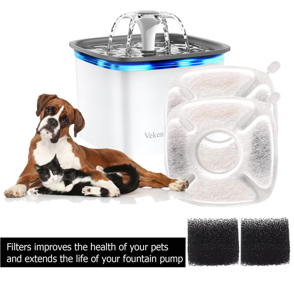 Eau propre et fraîche pour chiens et chats.