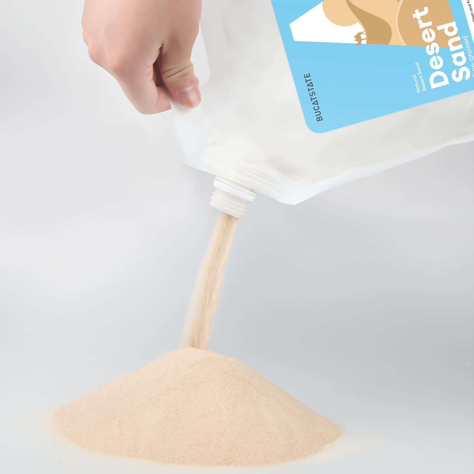 Sable BU CATSTATE dosage facile – remplissage rapide et propre.
