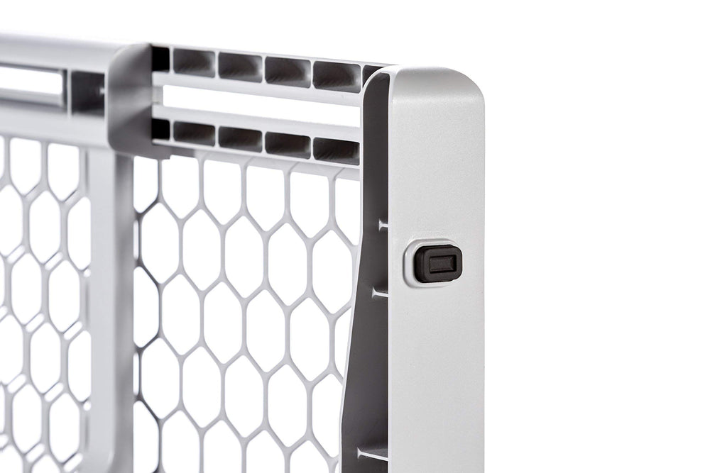 Barrière Carlson Easy Fit avec hauteur de 23 po pour un franchissement pratique.
