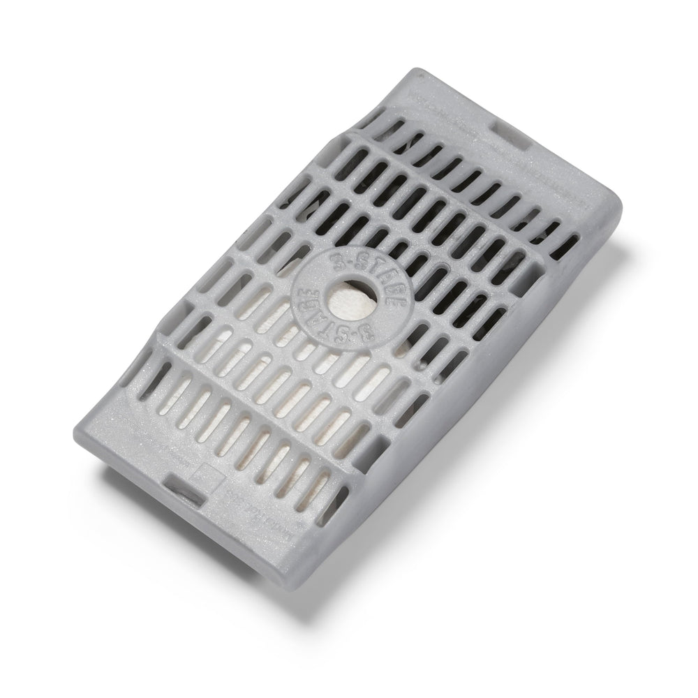 Filtration au carbone actif Cat Mate élimine le chlore et les odeurs.