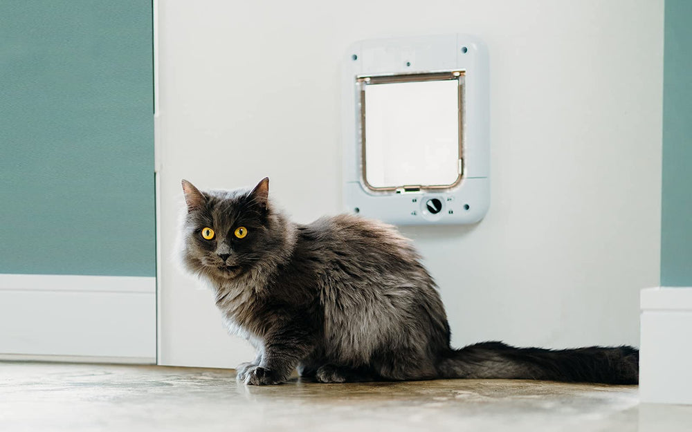 Cat Mate installation porte UPVC : installation facile et rapide.