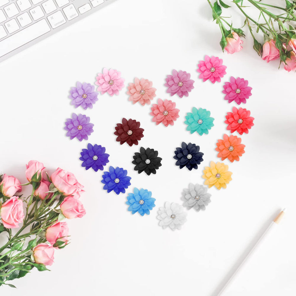 Catcan fleur-collier chat perle chiffon jaune, parfait pour photos lumineuses.
