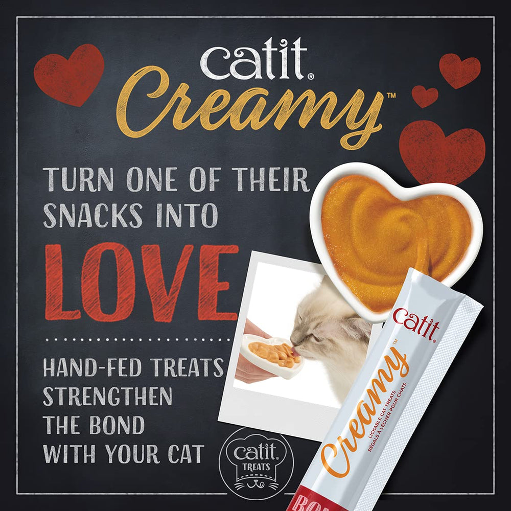 Catit Creamy : friandise prête à être servie sur assiette pour chat
