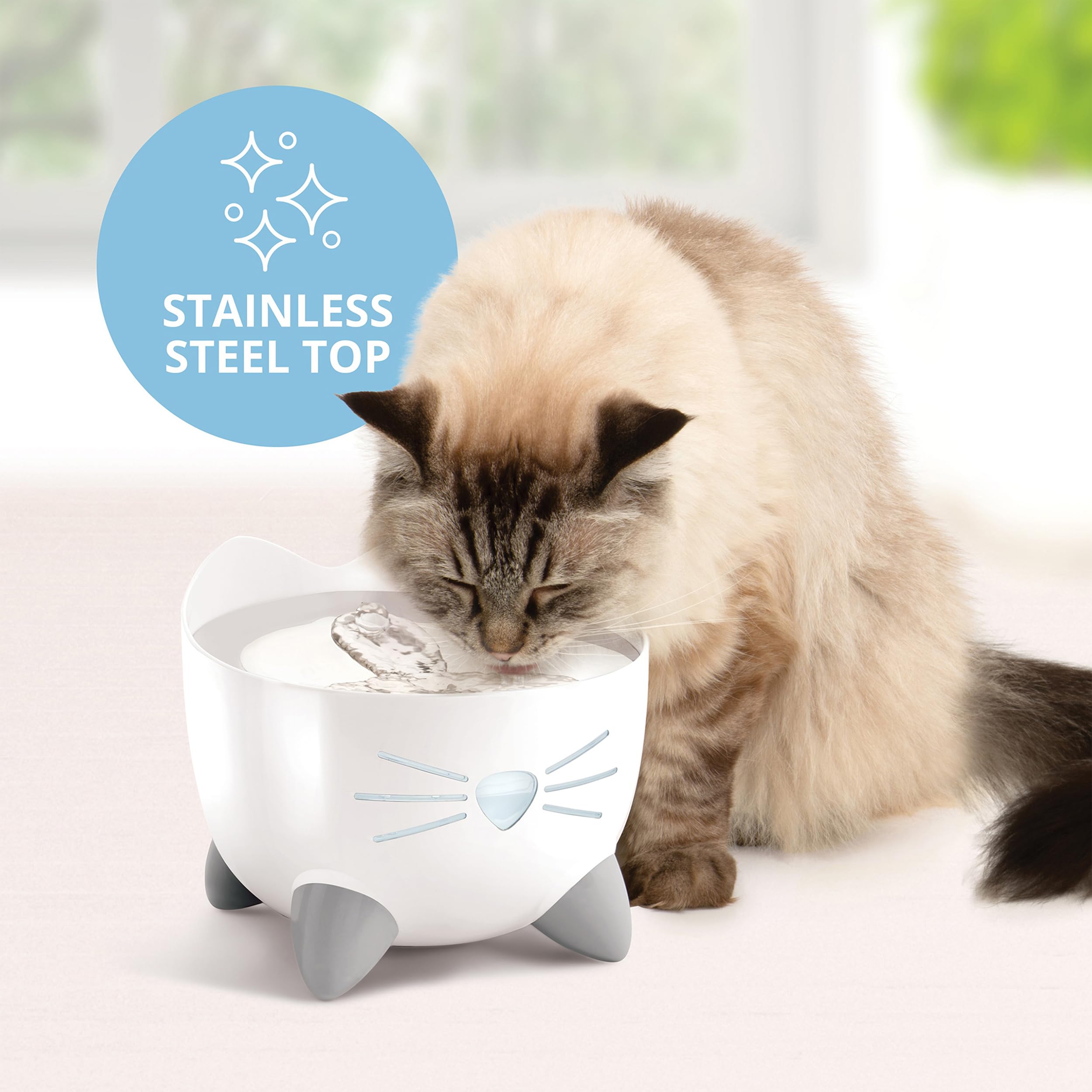 Catit PIXI filtre triple: coton, charbon actif et résine ionique.