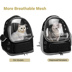 Design carré du sac Cawypety offrant espace suffisant pour bouger le chat.