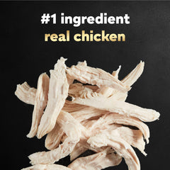 César Simply Crafted: texture lente et goût appétissant sur poulet-carottes-pommes-de-terre-pois.