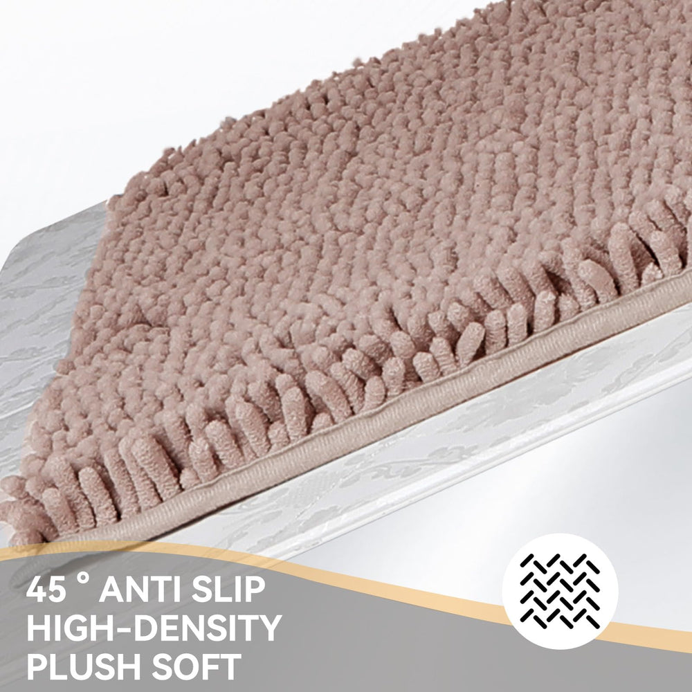 Tapis à usage intérieur et extérieur ChgLiPets devant la porte.