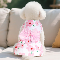 Choyaxo robe chien florale promenade: mouvement libre et élégance.
