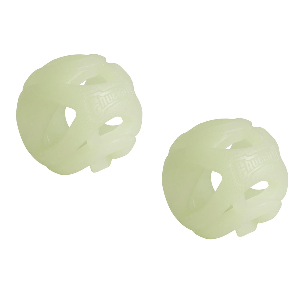 Chuckit! Air Glow Ball révèle le design creux et maille pour la respiration.