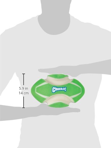 Chuckit! Max Glow Fumble Fetch brille dans l'obscurité pour les jeux nocturnes.