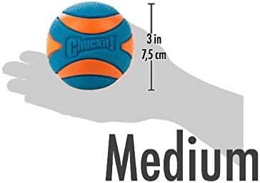 Pack de trois balles Ultra Squeaker, pratique et durable.