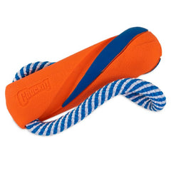 Chuckit! Ultra Bumper Tug plan d'eau, flotte et amuse en extérieur.