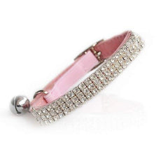 Collier CHUKCHI velours rose avec diamants pour chat, confort durable