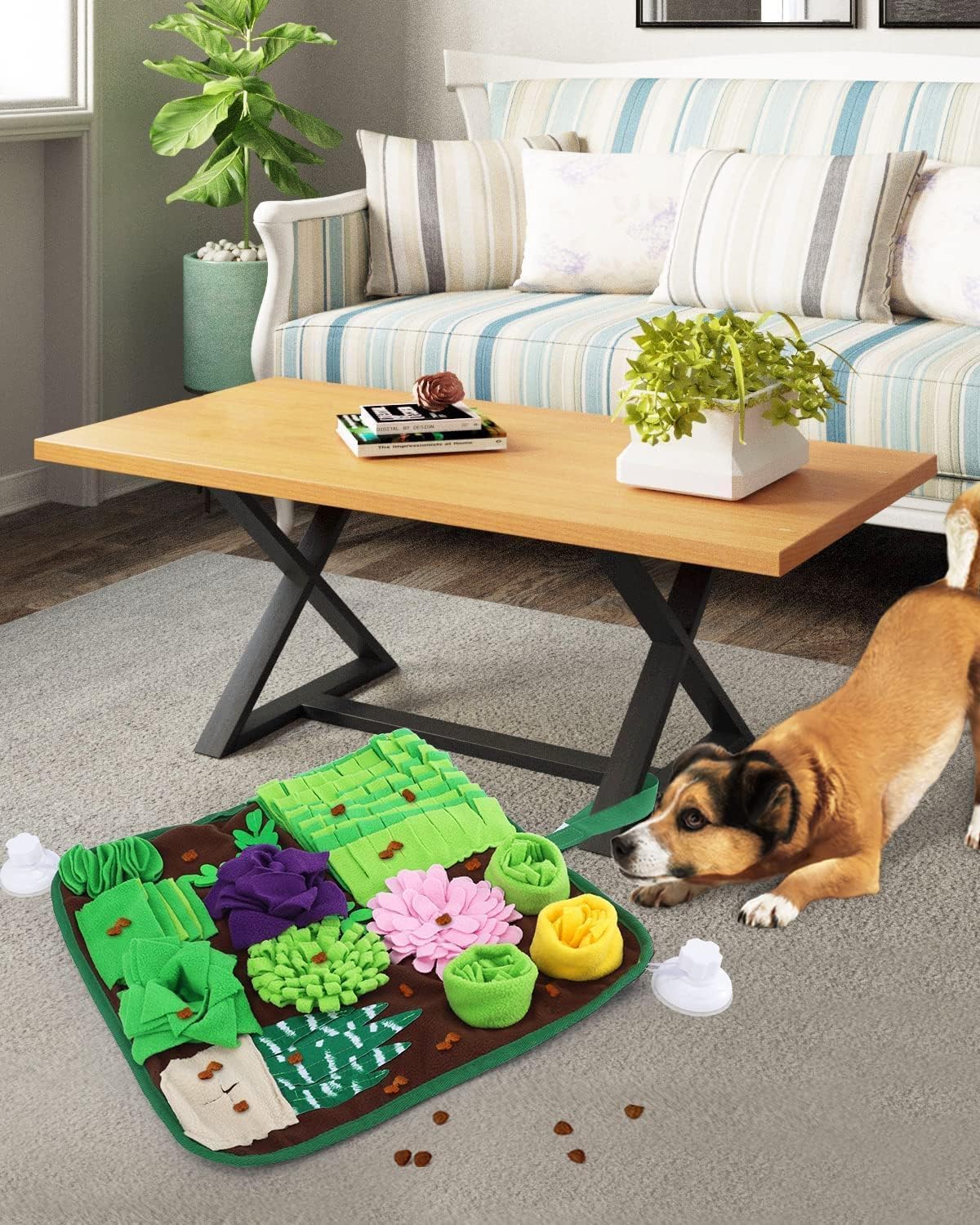 Tapis de reniflage CiyvoLyeen, ventouses et rangement pratique après utilisation.
