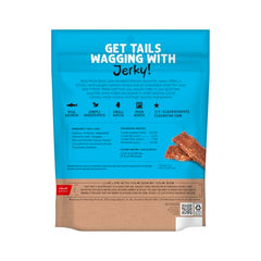 Tranches friandes Wag More Bark Less saumon fumé, texture tendre en gros plan.