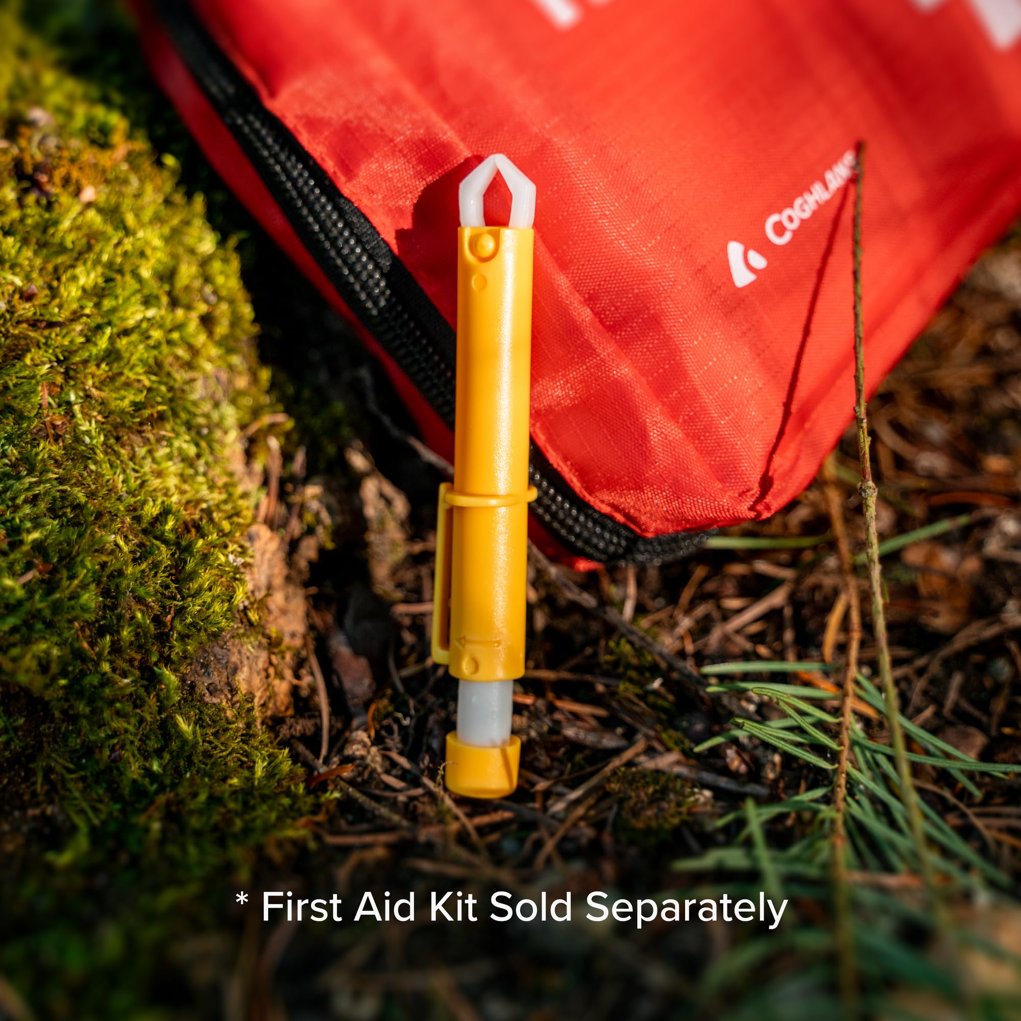 Outil Coghlan's portable pour retrait de tiques en plein air.