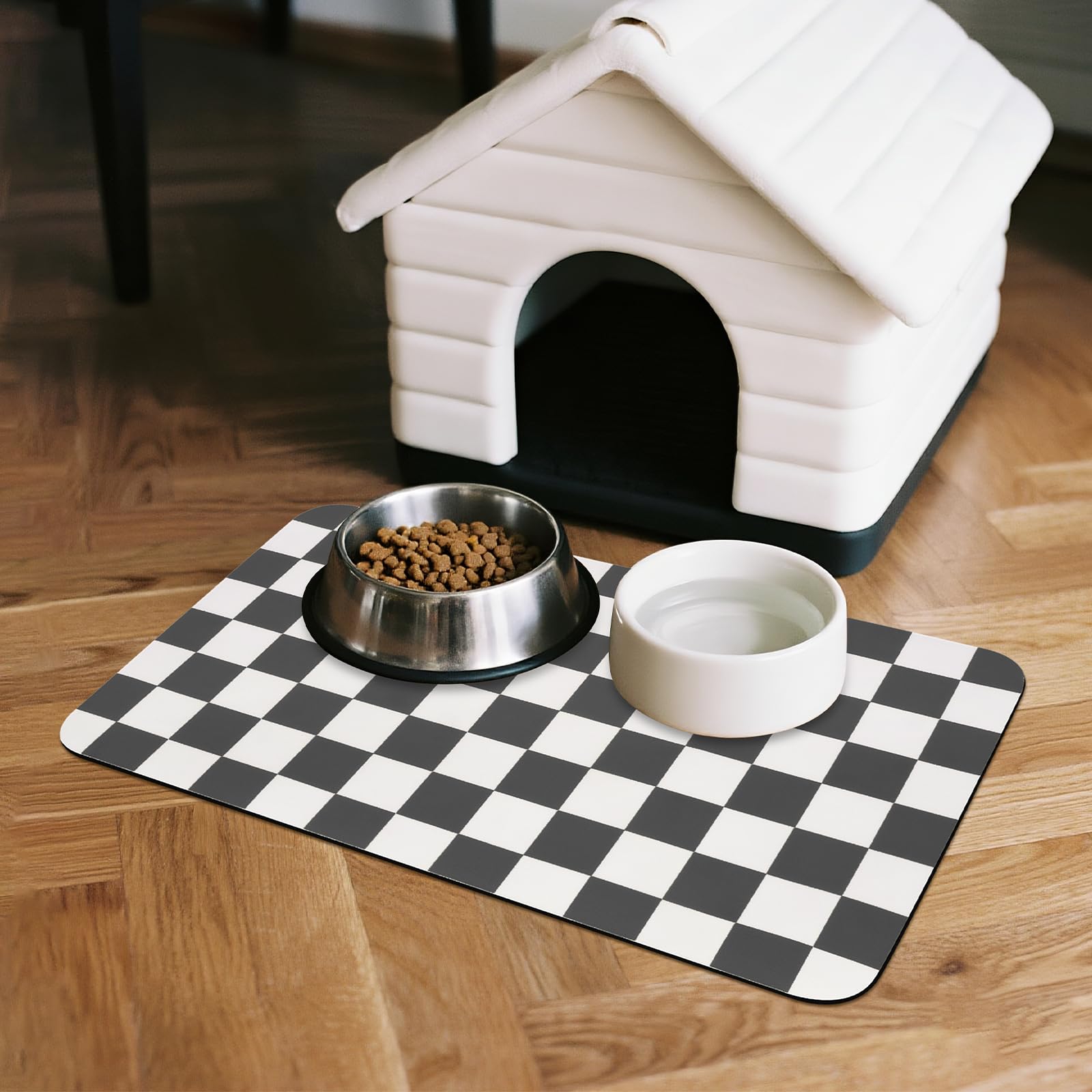CooRug tapis-nourriture-chien-anti-debordement: protège le sol contre les débordements et éclaboussures.