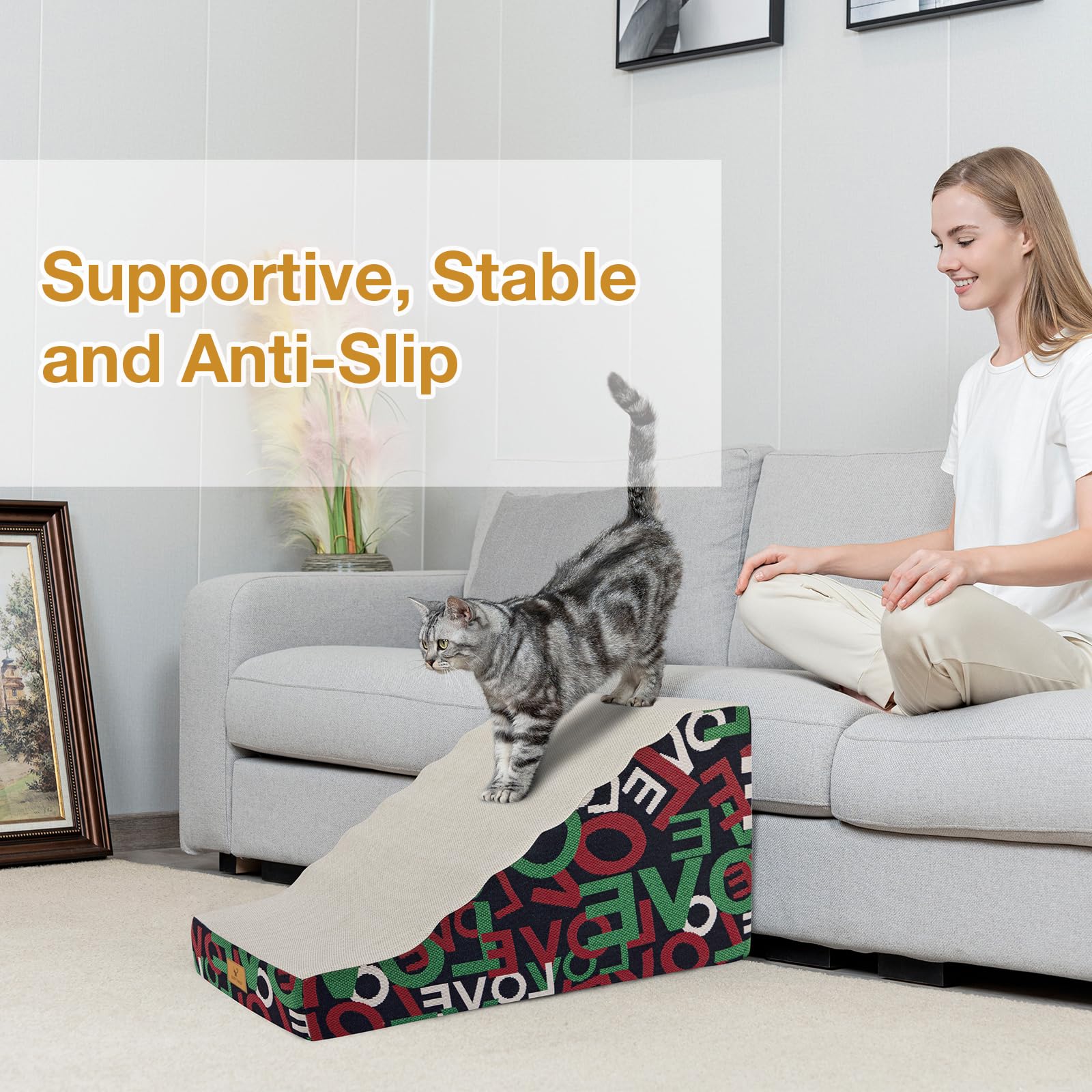 Rampe Cozy Tails pour canapé: aide les animaux à monter sans effort.