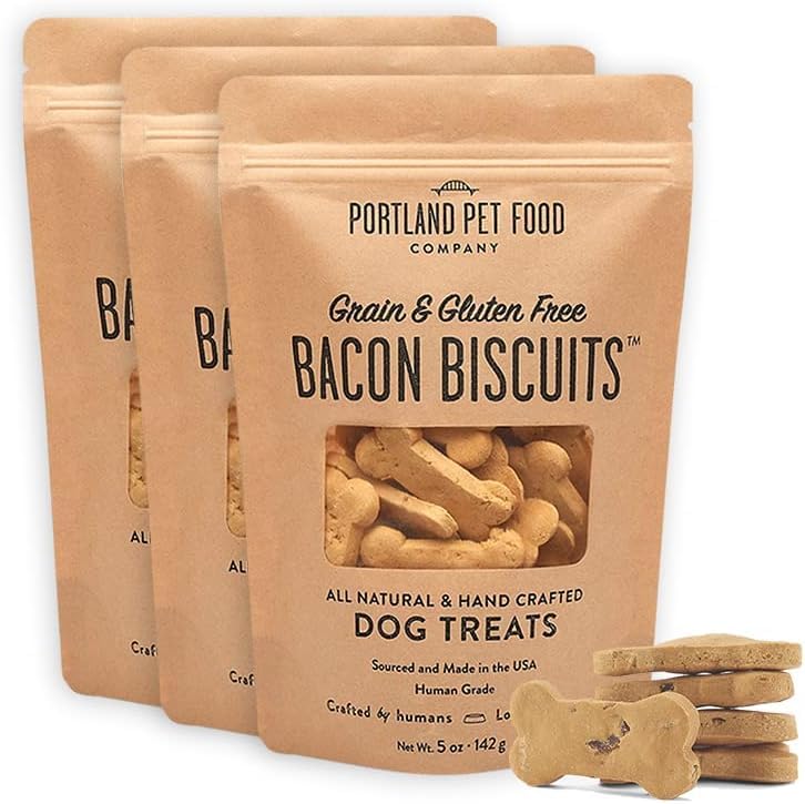 CRAFTED BY HUMANS LOVED BY DOGS bacon-biscuits-sans-grain: friandise savoureuse pour chiens sensibles.