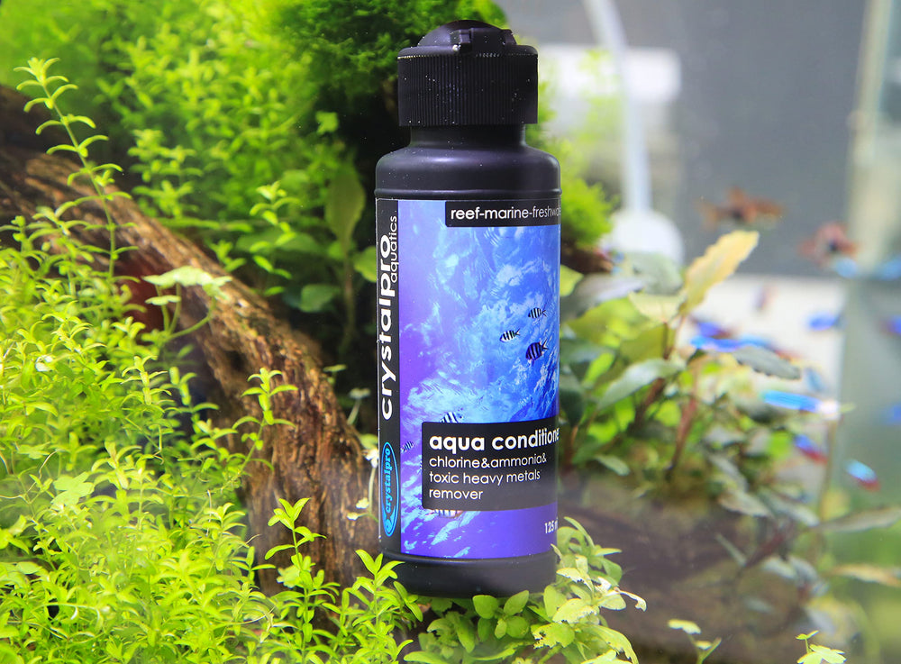 Minéraux ajoutés Crystalpro Aqua Conditioner soutenant l’équilibre aquatique.