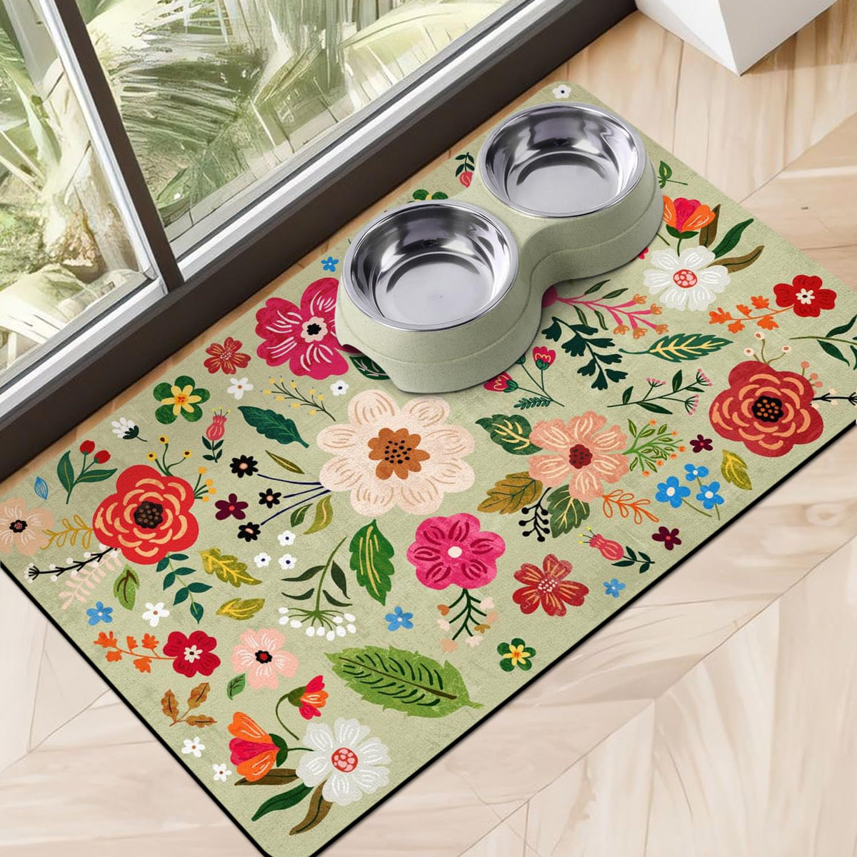 Cuslnox tapis alimentation absorbant rapide en action sur le sol