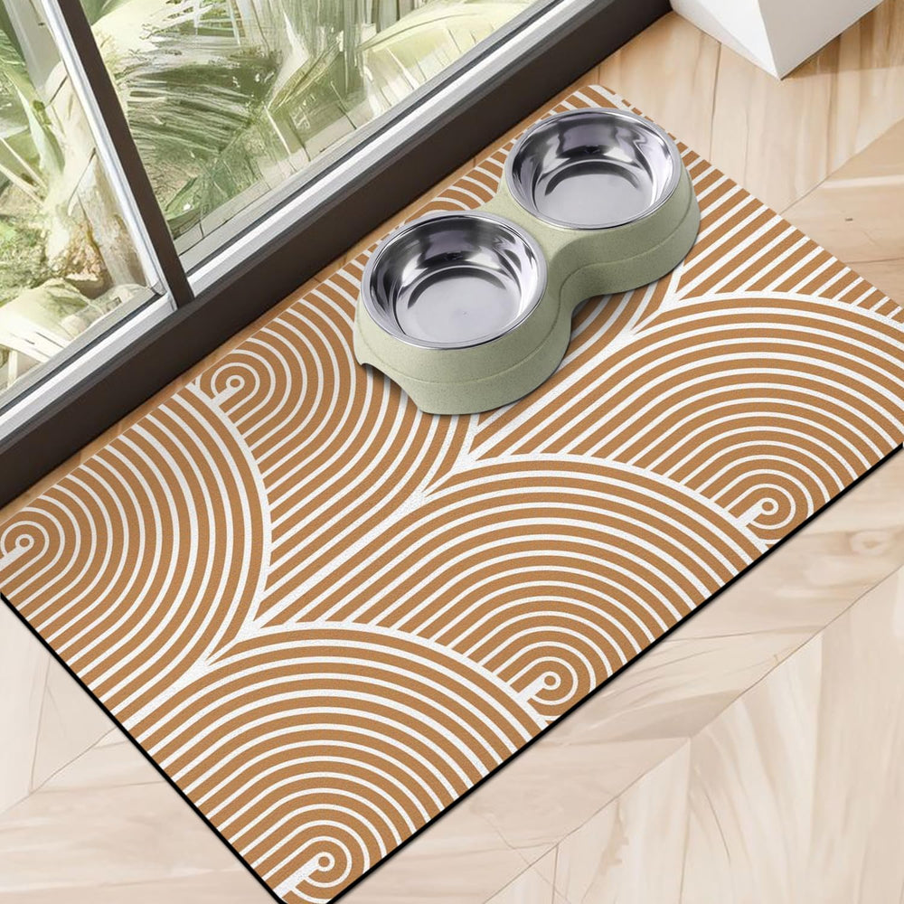 Tapis Cuslnox absorbant sous gamelle, retient l’eau et évite les traces.