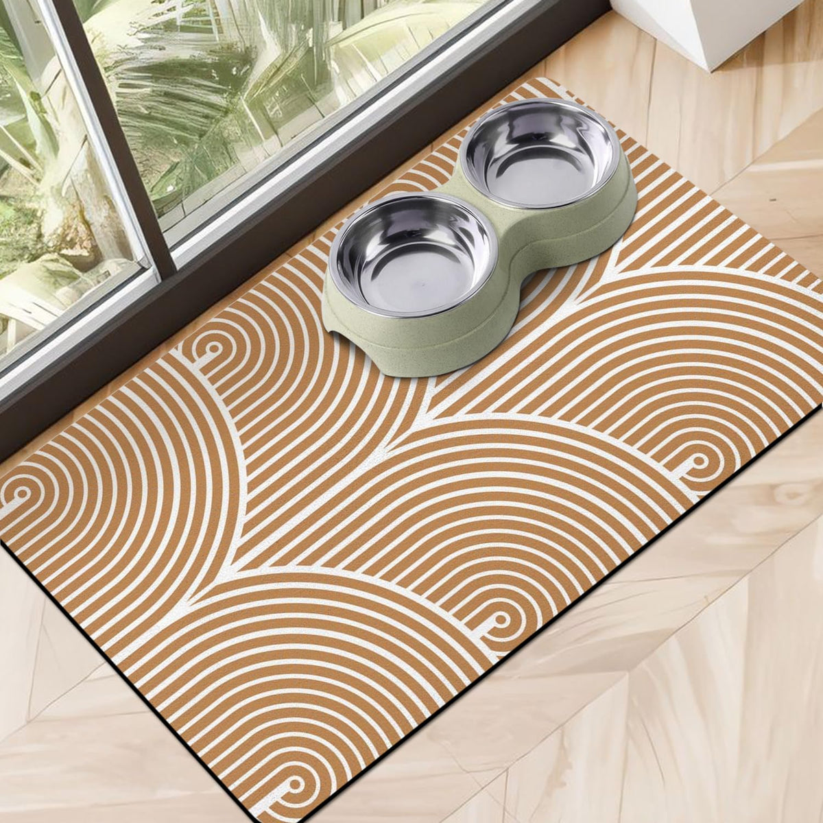 Tapis Cuslnox absorbant sous gamelle, retient l’eau et évite les traces.