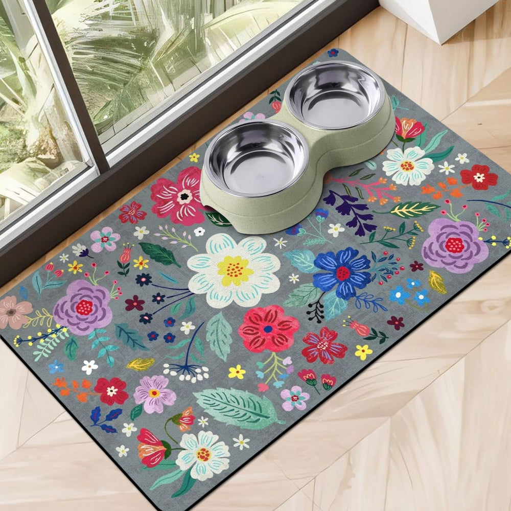 Tapis Cuslnox absorbant pour gamelle chien garde le sol sec.