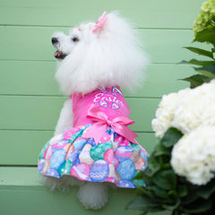 Ouverture pull-over pratique CuteBone, facile à enfiler.
