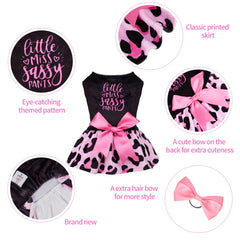 Texture velours douce sur CuteBone robe léopard pour petit chien.