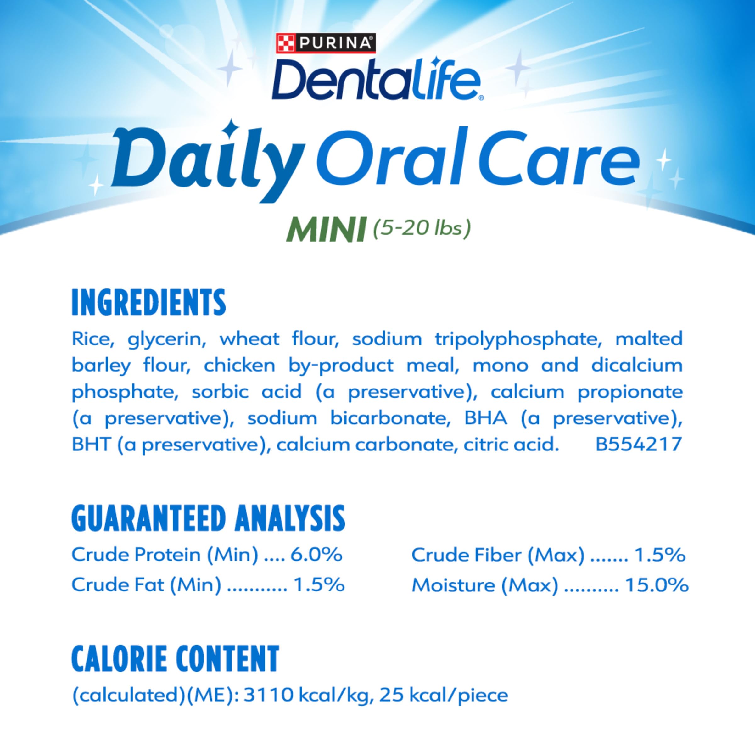 Dentalife saveur poulet plaît au chien lors des friandises
