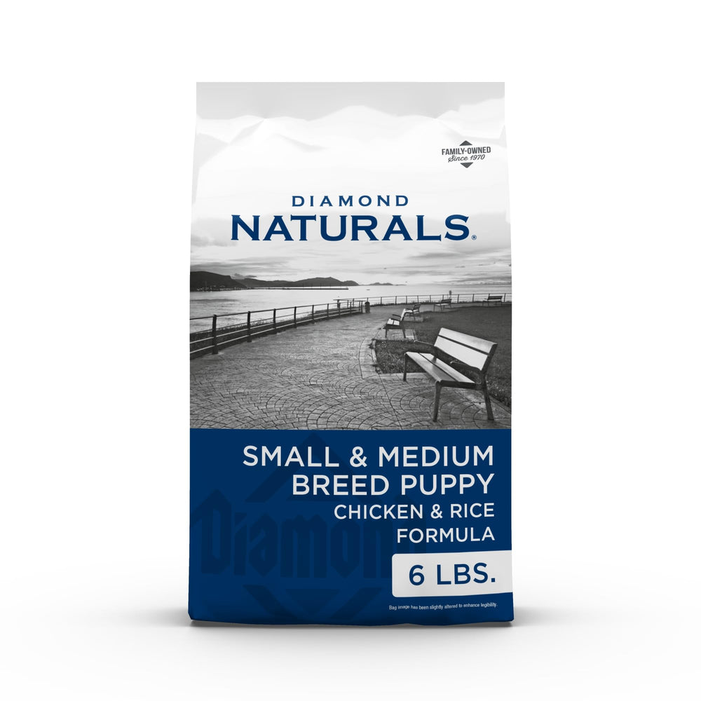 Diamond Naturals chiot petit et moyen: poulet sans cage pour soutien énergie.