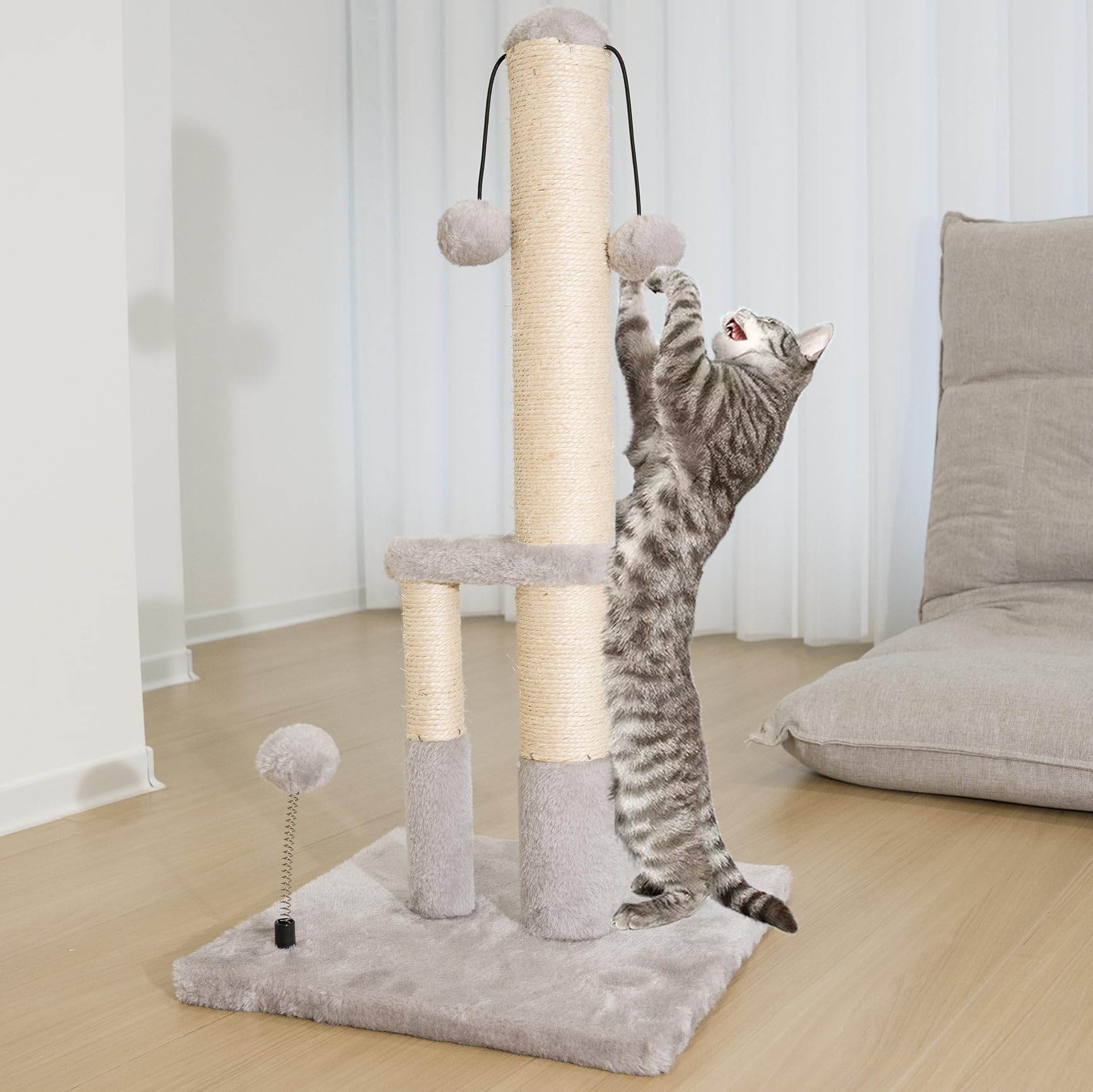 Dimaka griffoir-arbre-chat base-large assure une base solide pendant le jeu