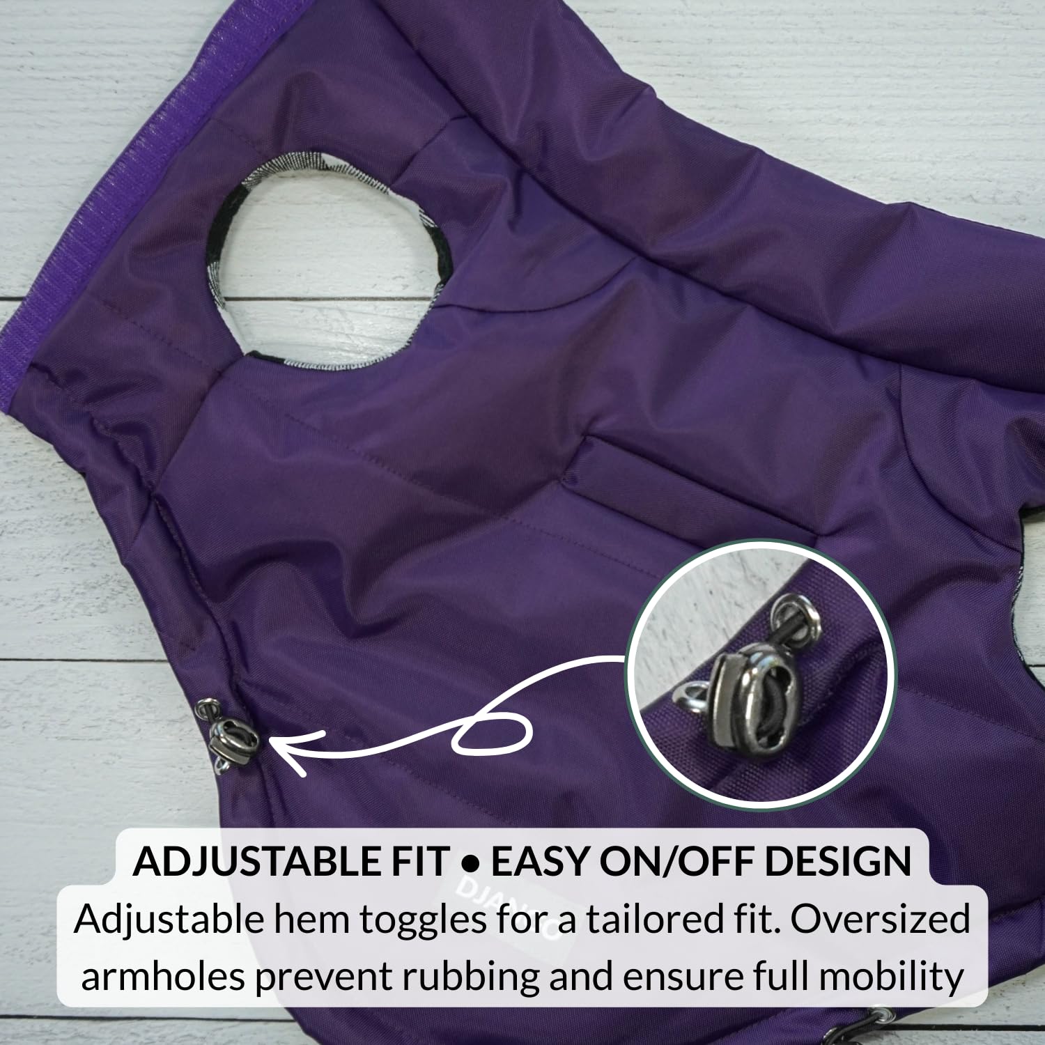 Coque imperméable Django — protection contre le vent et la pluie lors des sorties.
