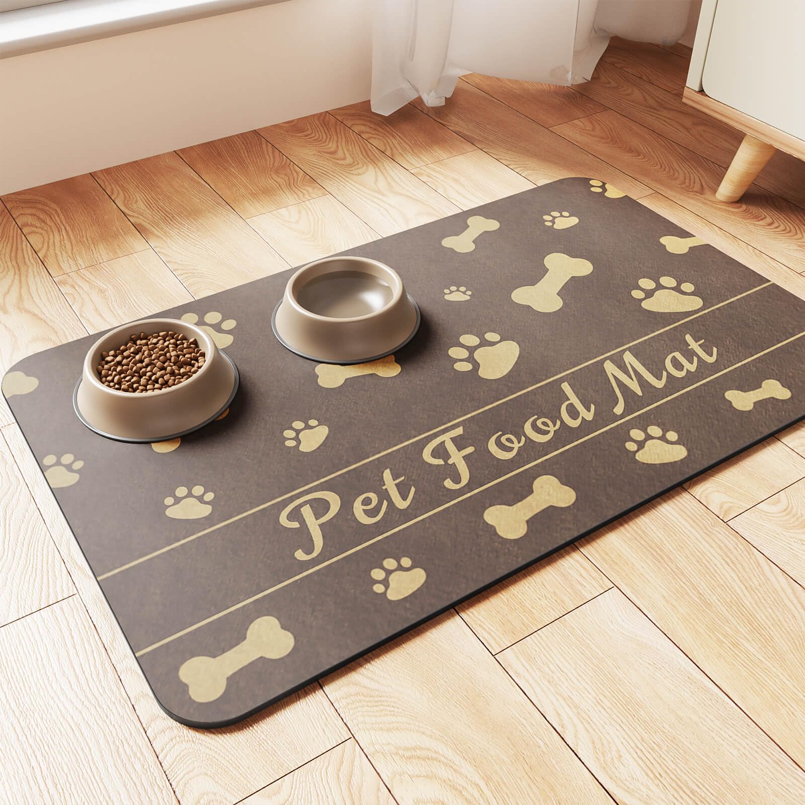 Tapis DK177 absorbant pour animaux, absorbe rapidement les liquides et protège le sol.