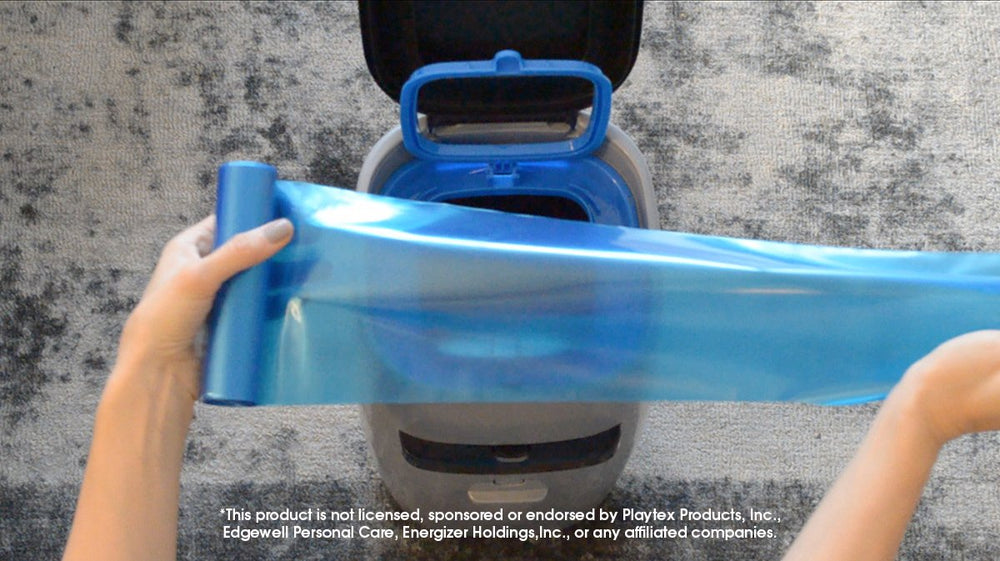 Rouleau pratique pour remplacement rapide des sacs.