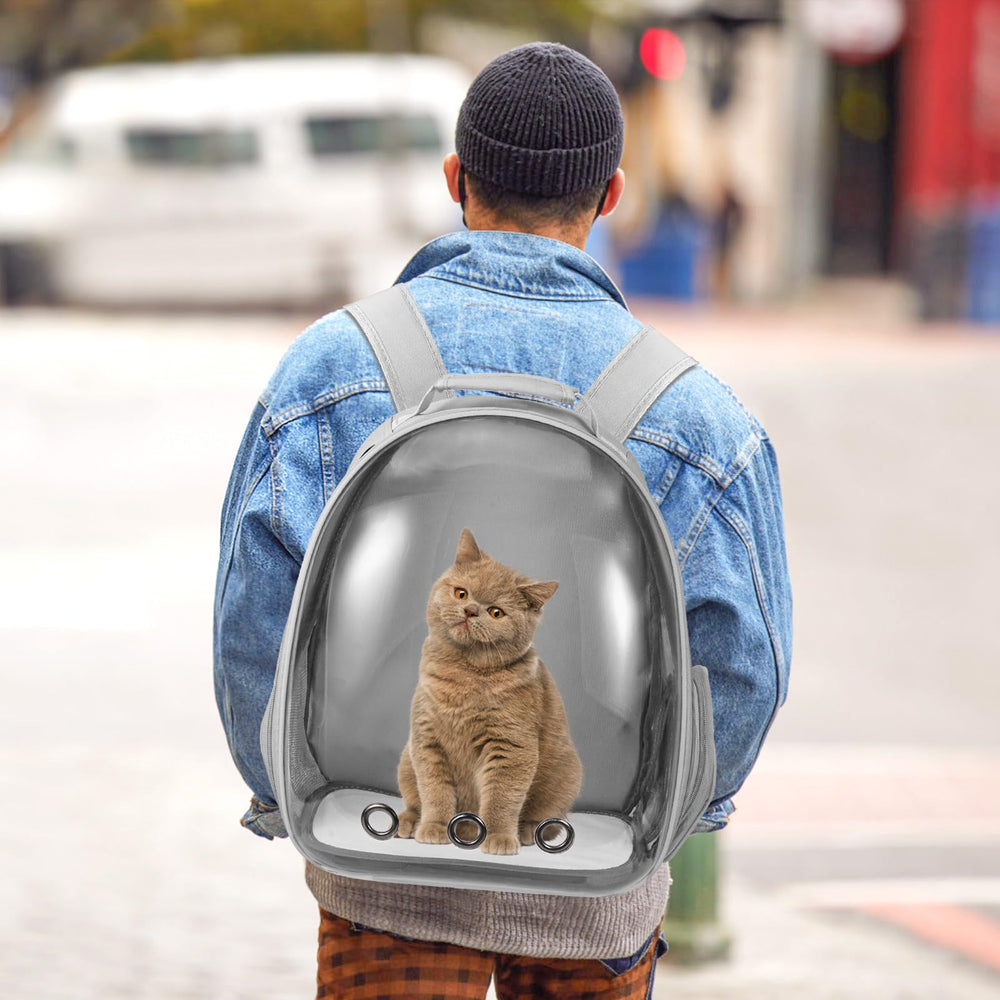 Dimensions et capacité adaptées pour chats et petits chiens.
