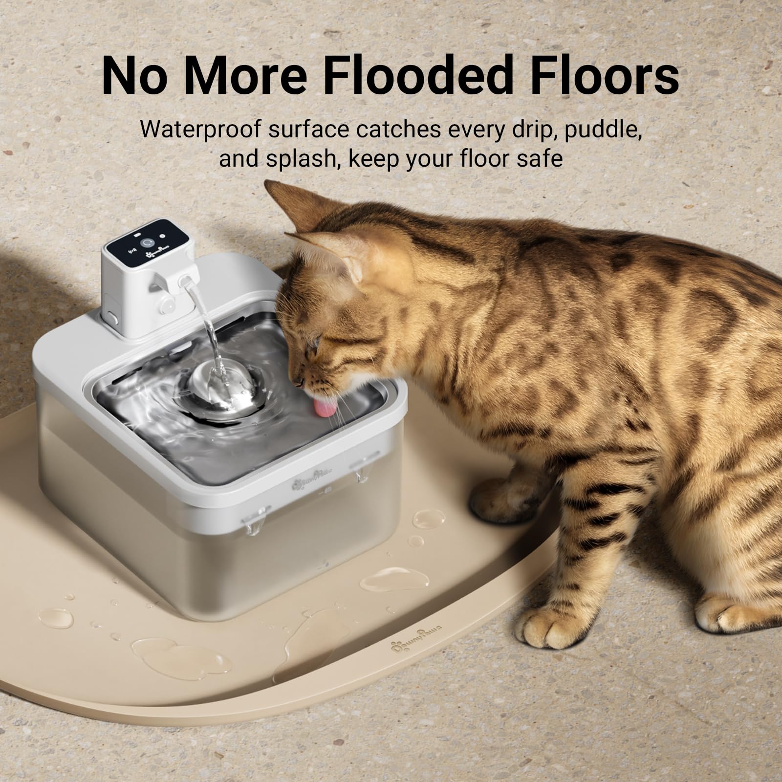 DownyPaws tapis bord haut retient les liquides autour de l’assiette.