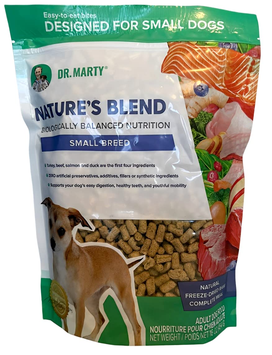 Petits morceaux Dr. Marty Nature's Blend facilitant la mastication pour petits chiens.
