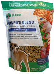 Petits morceaux Dr. Marty Nature's Blend facilitant la mastication pour petits chiens.