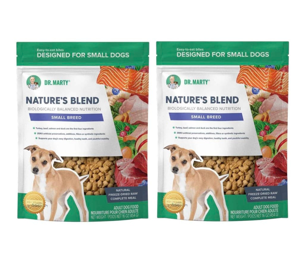 Dr. Marty Nature's Blend, nourriture crue lyophilisée pour petit chien, pratique et équilibrée.