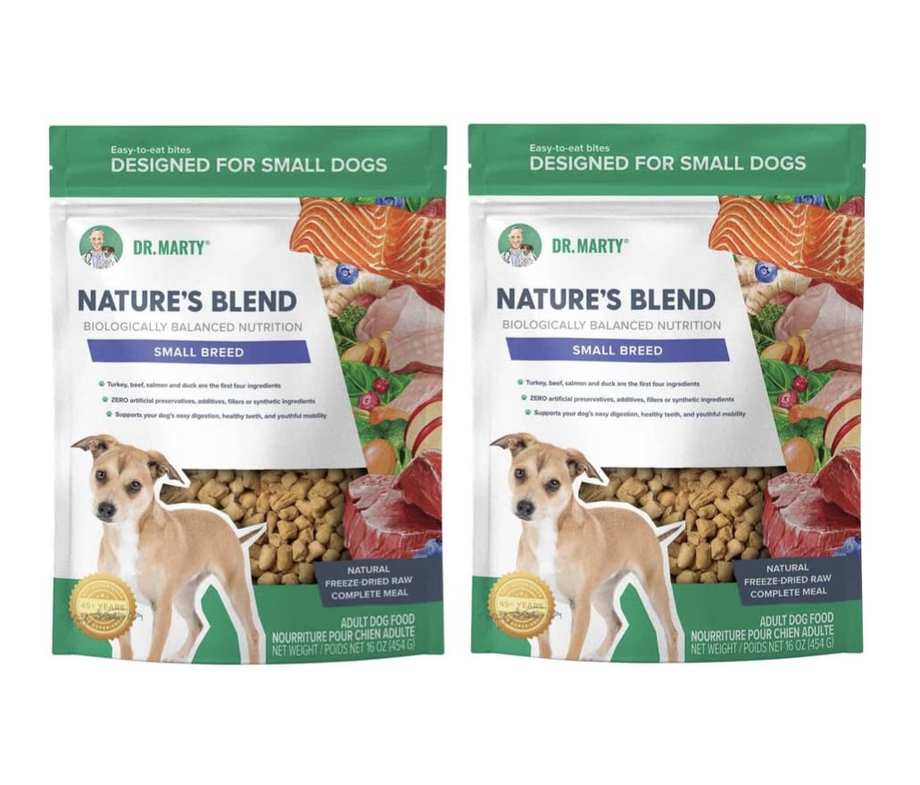 Dr. Marty Nature's Blend, nourriture crue lyophilisée pour petit chien, pratique et équilibrée.