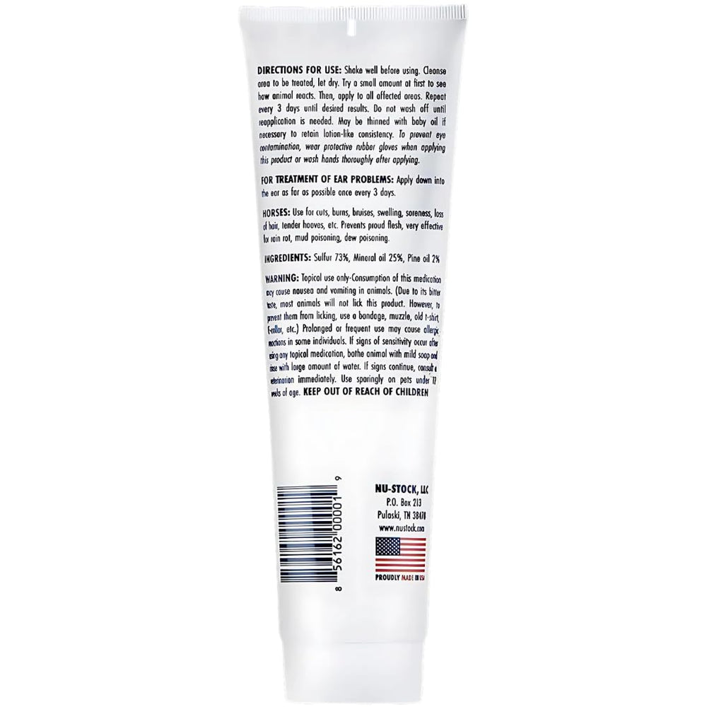 Application sur peau d'animal avec Nu-Stock Duvet pour apaiser les irritations et favoriser la guérison.