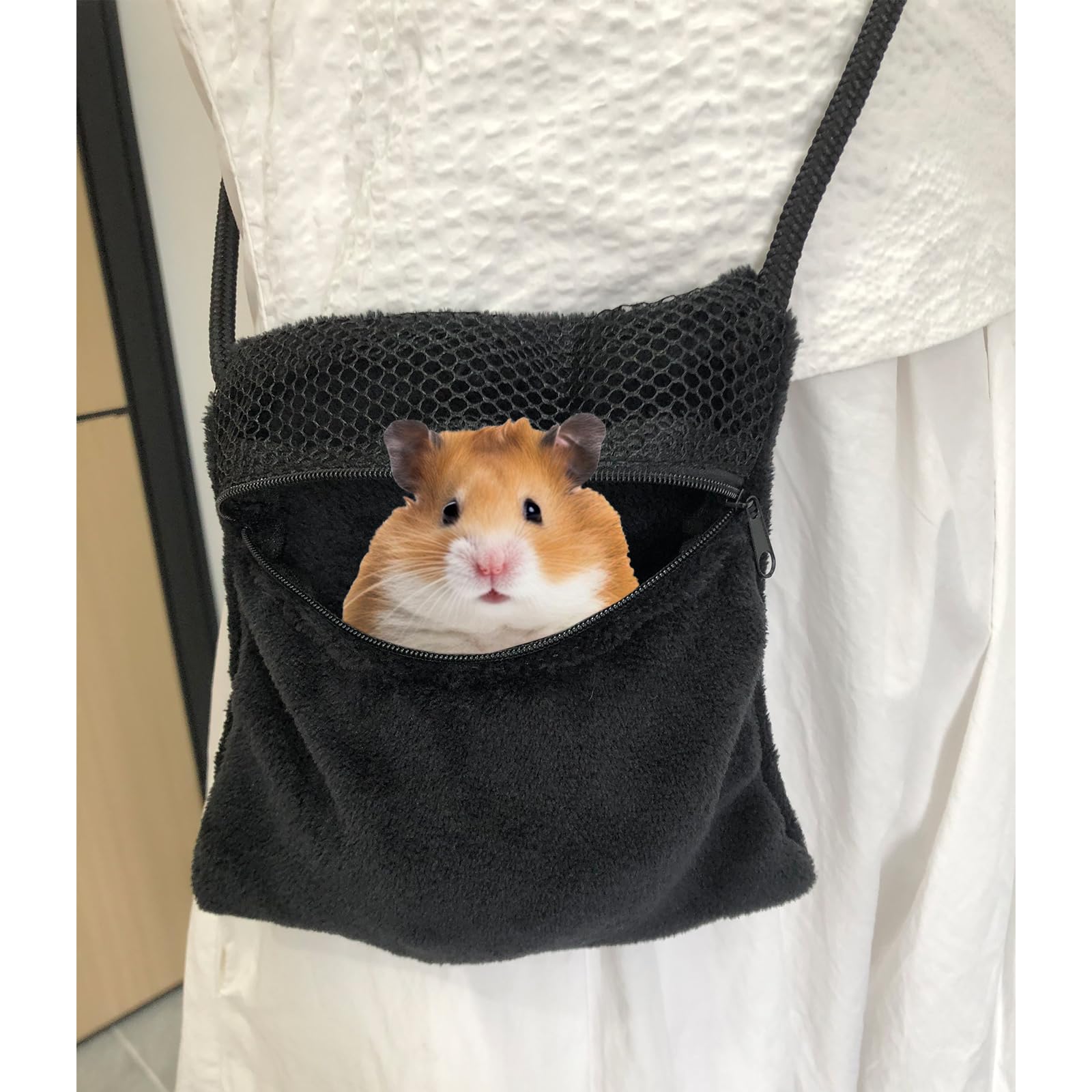 Laisse DVDKOLA réglable pour hamster, confort et sécurité en déplacement.
