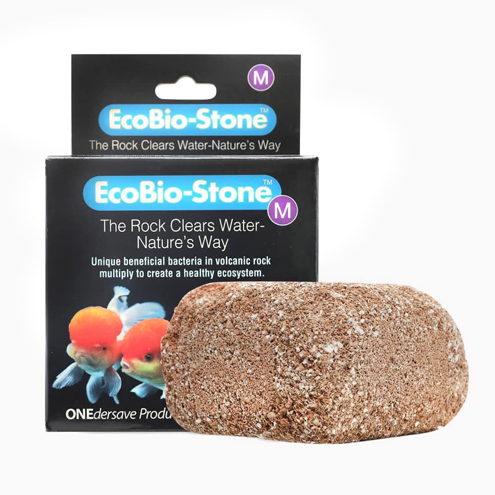 EcoBio-Block montre la pierre d'aquarium en action clarifiant l'eau naturellement.