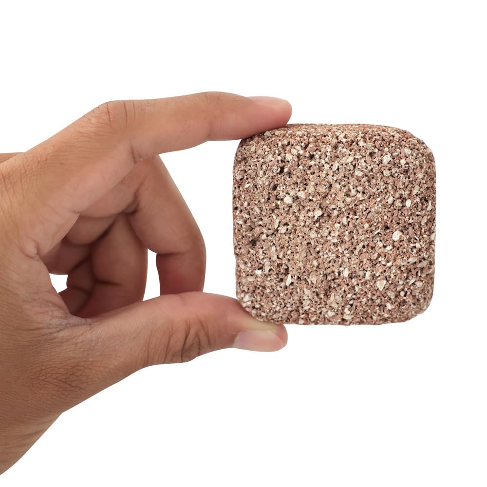 EcoBio-Stone neutralise les odeurs et stabilise l'eau