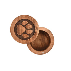 Détails gravés EDHAS acacia, artisanat unique et durable.