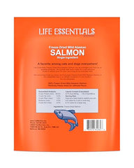 Emballage Life Essentials 5 onces saumon sauvage, friandise pratique et légère pour les voyages.