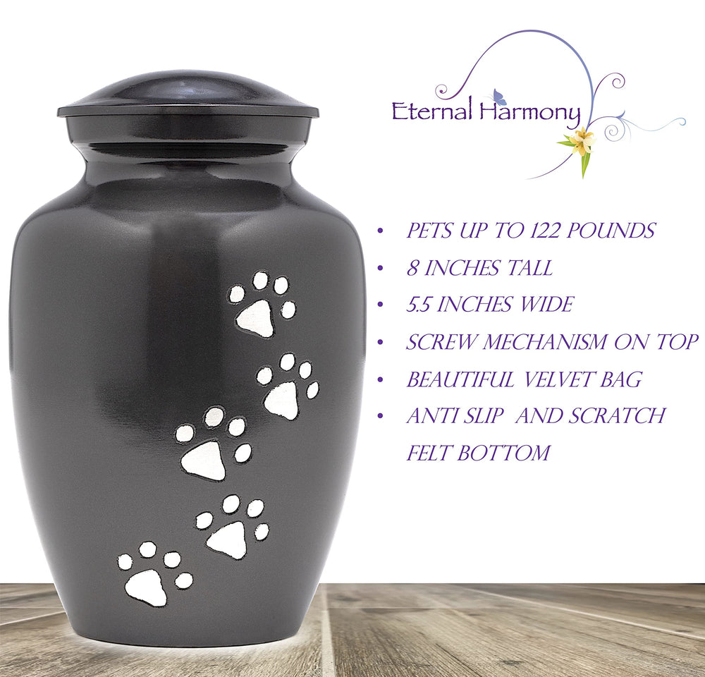 Urne Eternal Harmony couleur noir pour une présentation discrète.